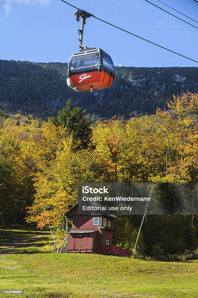 Monte Mansfield Gondola - Foto stock royalty-free di Stowe - Vermont