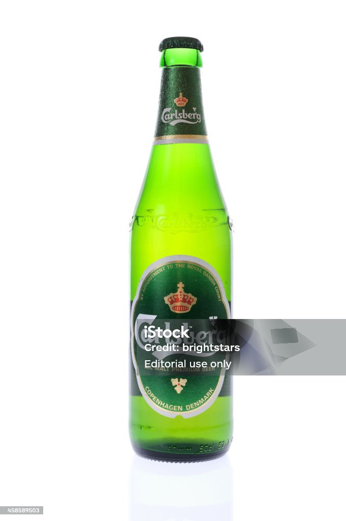Butelka piwa Carlsberg - Zbiór zdjęć royalty-free (Alkohol - napój)