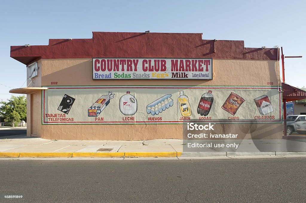 Country Club negozio di alimentari - Foto stock royalty-free di Adobe