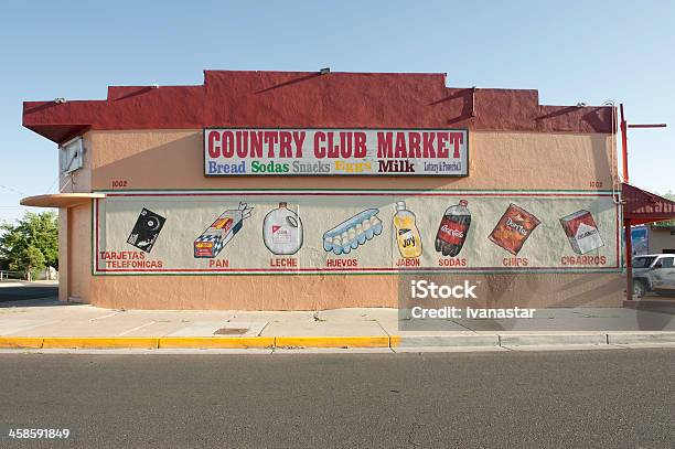 Foto de Country Club De Loja De Alimentos e mais fotos de stock de Adobe - Adobe, Arte, Arte, Cultura e Espetáculo