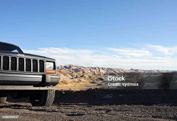 Jeep Cherokee - Fotografie stock e altre immagini di Deserto - Deserto, 4x4, Ambientazione esterna