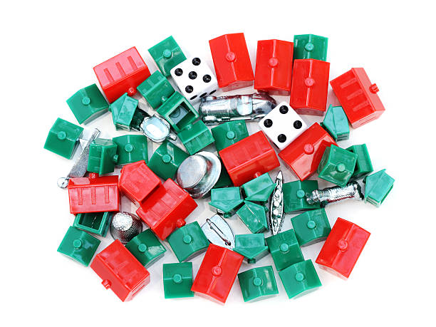il monopoli pezzi - monopoly board game color image photography nobody foto e immagini stock