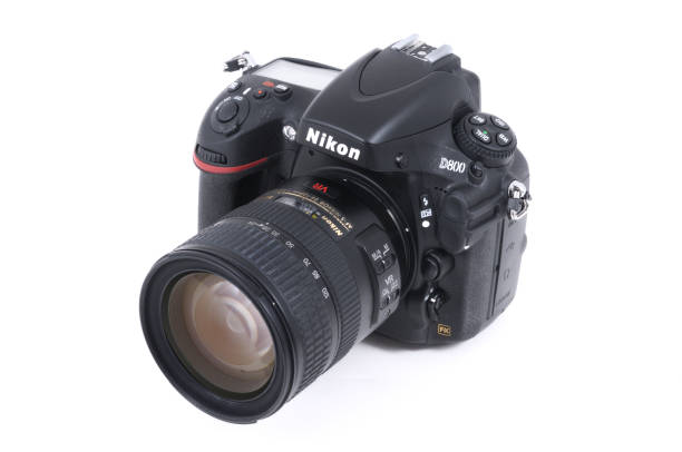 nikon d800 con af-s nikkor 24 120 mm f/3.5 5,6 g ed vr lente - 720p fotografías e imágenes de stock