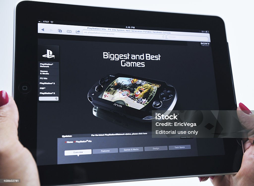 iPad exibindo Sony PSVISTA Video Game - Foto de stock de Jogo de lazer royalty-free