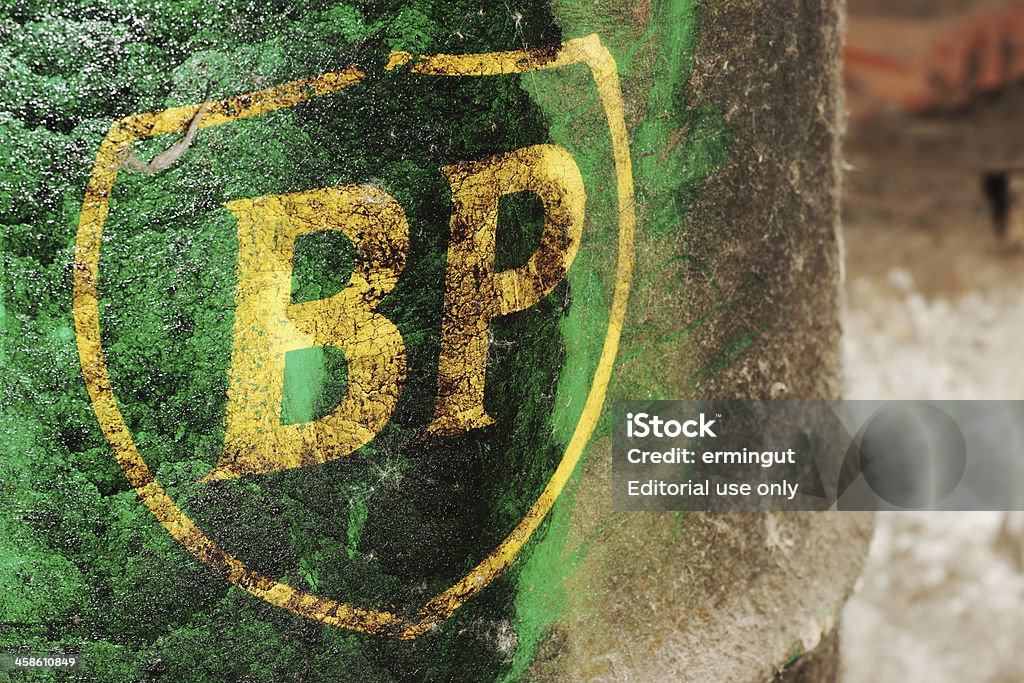 Old British Petroleum logo auf einem Holzfass - Lizenzfrei BP Stock-Foto