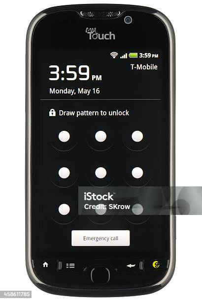 Patrón Desbloquear Pantalla En Un Teléfono Android Foto de stock y más banco de imágenes de 4G - 4G, Abrir con llave, Android - Marca comercial