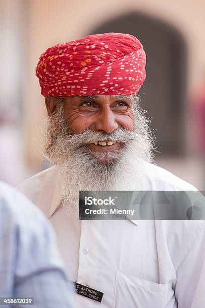 Туристический Гид В Джайпуре Индия Портрет — стоковые фотографии и другие картинки 60-69 лет - 60-69 лет, 70-79 лет, Активный пенсионер