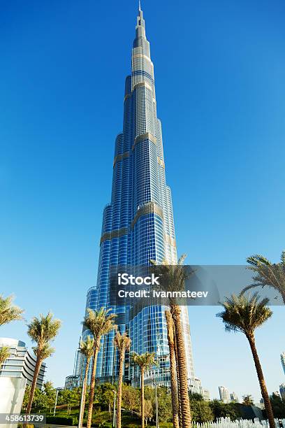 Foto de O Burj Khalifa Dubai e mais fotos de stock de Burj Khalifa - Burj Khalifa, Alto - Descrição Geral, Azul