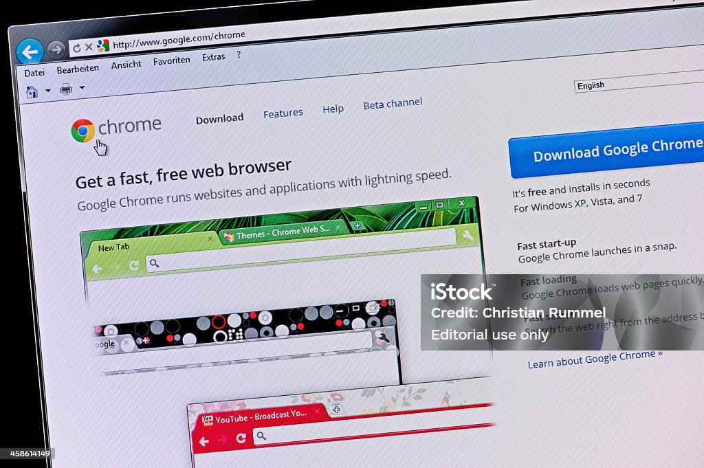 Google Chrome-Macro shot of real монитором экрана - Стоковые фото Google - Brand-name роялти-фри