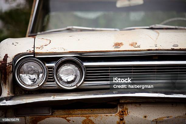 Классический Buick Rusting — стоковые фотографии и другие картинки 1950-1959 - 1950-1959, 1960-1969, Buick