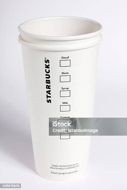 앞으로 어떤 커피 Starbucks에 대한 스톡 사진 및 기타 이미지 - Starbucks, 커피-마실 것, 컵
