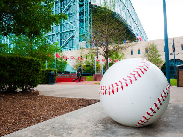 Houston Astros Field, Minute Maid Park, Baseball Ballpark Houston, Texas, USA - April 4, 2011: view of the Minute Maid Park in Houston. Home of Major League Baseball Huston Astros. The ballpark is also known as The Ballpark at Union Station, Enron Field, and Astros Field. major league baseball stock pictures, royalty-free photos & images