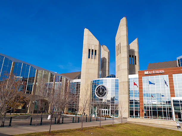 macewan college edmonton, canada - ewan foto e immagini stock