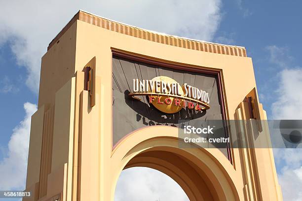 Universal Studios Orlando Theme Park - Fotografias de stock e mais imagens de Universal Studios Florida - Universal Studios Florida, Orlando - Flórida, Entrada de Edifício