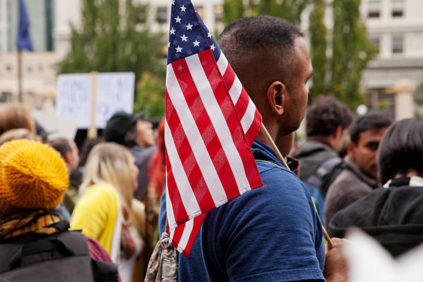 hombre americano - protest editorial people travel locations fotografías e imágenes de stock