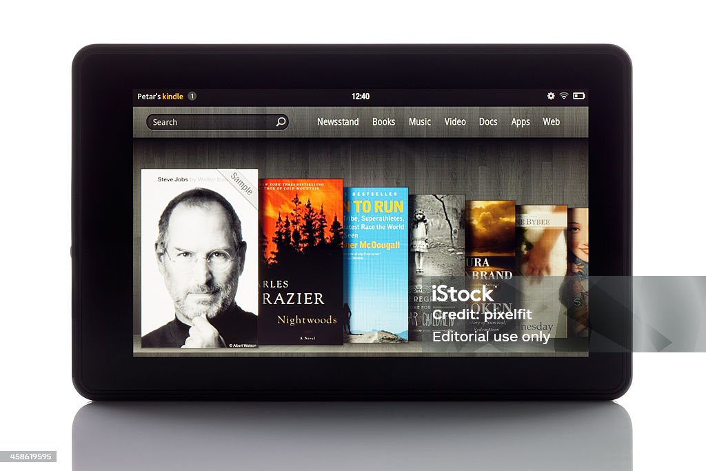 Amazon Kindle Fire z OBRZYNEK Ścieżki - Zbiór zdjęć royalty-free (Steve Jobs)