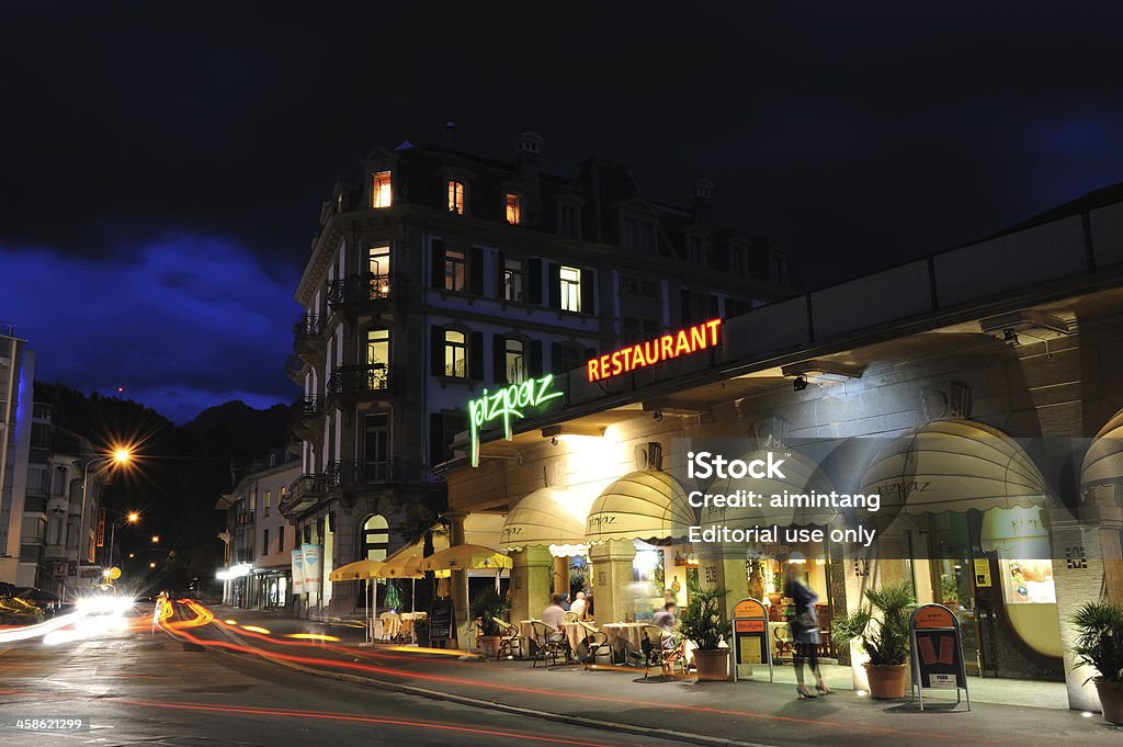 Restauracji na świeżym powietrzu w Interlaken - Zbiór zdjęć royalty-free (Fotografika)