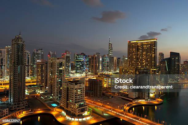 Foto de Marina De Dubai e mais fotos de stock de Apartamento - Apartamento, Arquitetura, Arranha-céu