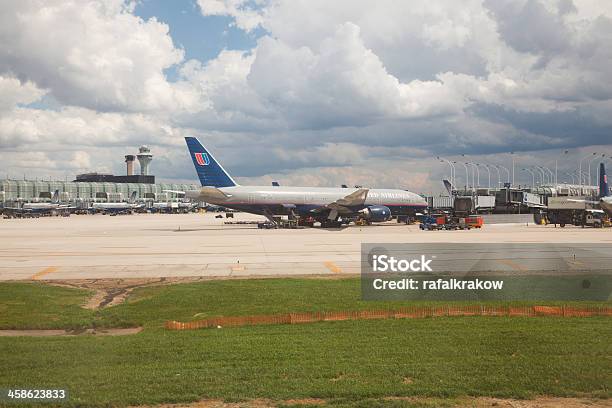 Planes At Ohare International Airport Stock Photo - Download Image Now - Air Traffic Control Tower, Airplane, Airport