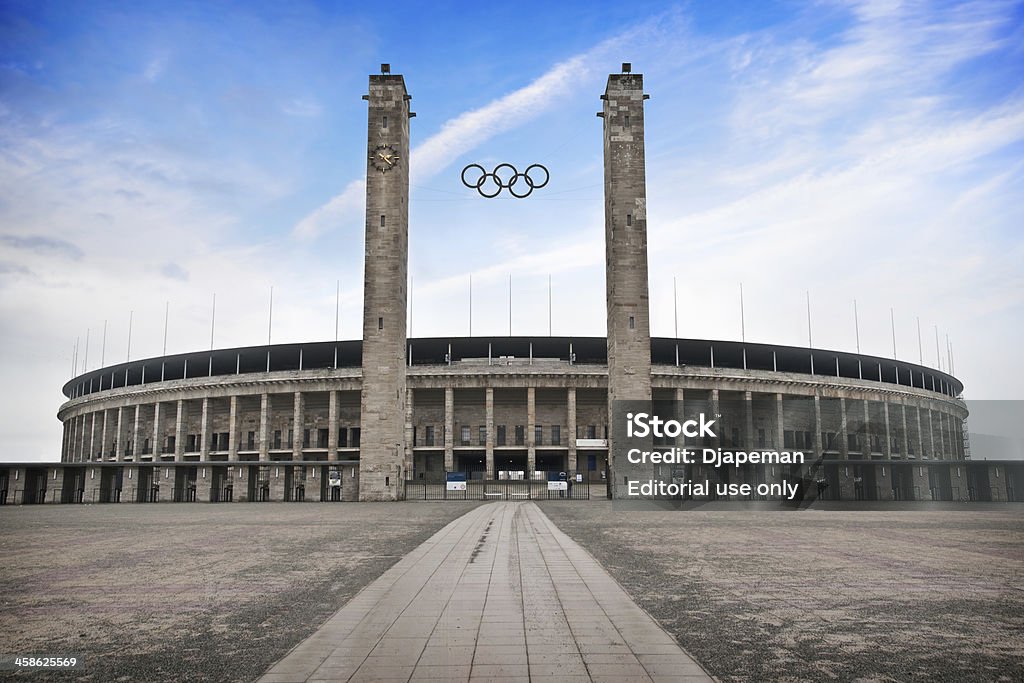 Stadio Olimpico di Berlino - Foto stock royalty-free di Stadio Olimpico