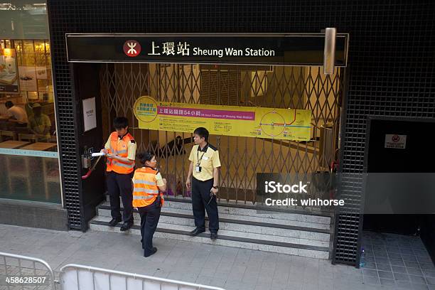 Sheung Wan Station - Fotografie stock e altre immagini di Ambientazione esterna - Ambientazione esterna, Asia, Centro della città