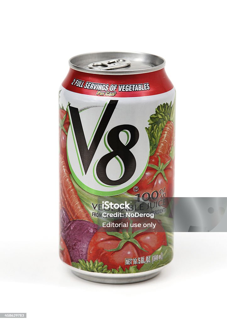 Puede de V8 Jugo de vegetales - Foto de stock de Aluminio libre de derechos