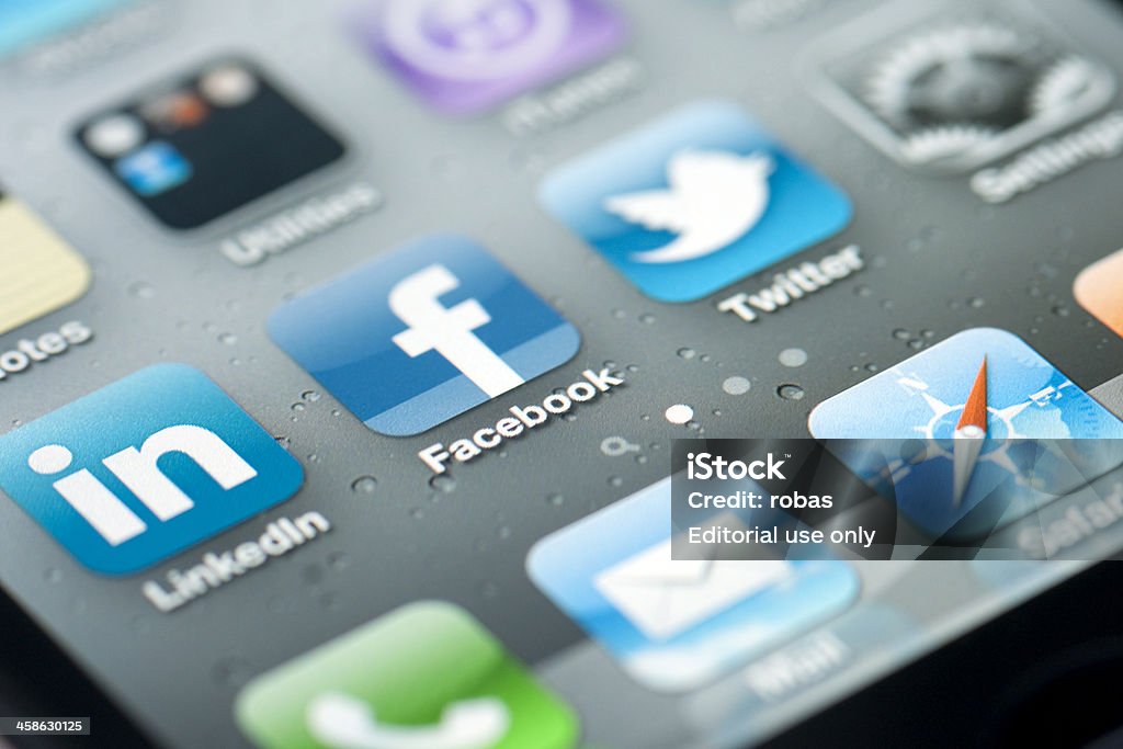 Trois icônes de médias sociaux plat pour iPhone - Photo de LinkedIn libre de droits