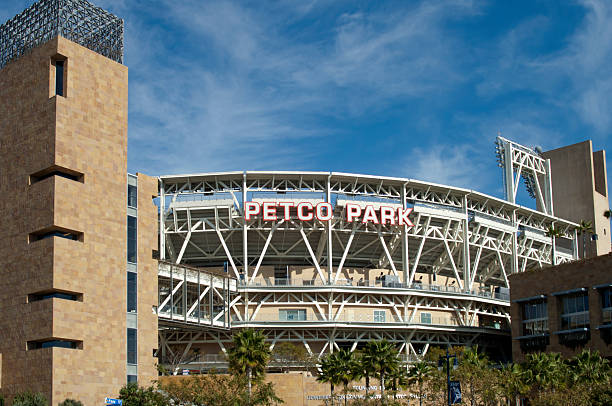 de san diego padres ball park - day san diego california harbor downtown district fotografías e imágenes de stock