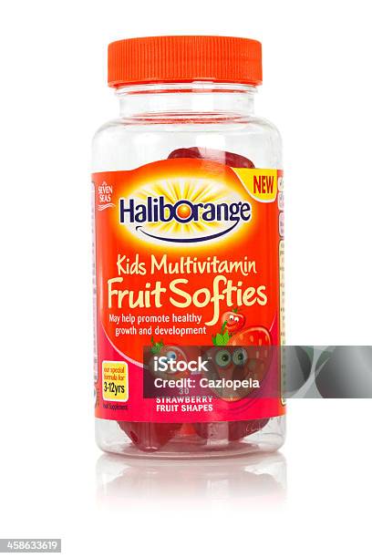 Niños Haliborange Multivitaminas Frutas Softies Masticable Vitaminas Foto de stock y más banco de imágenes de Recortable