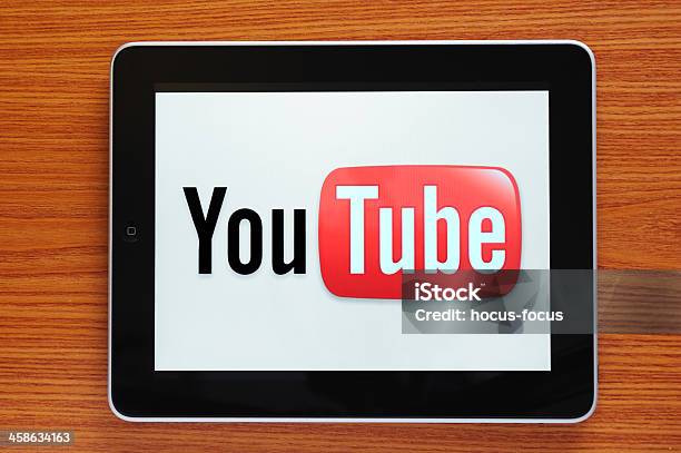 Youtube На Ipad — стоковые фотографии и другие картинки YouTube - YouTube, Логотип, Загрузка