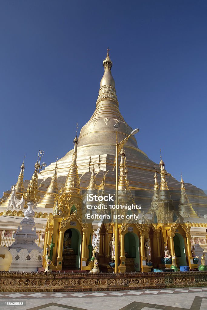 Shwedagon Pagoda, Myanmar - Foto de stock de Adulto joven libre de derechos