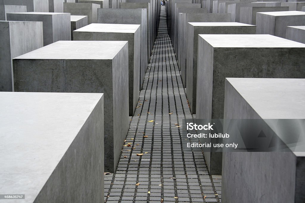 Luz & sombra el Museo del Holocausto en Berlín, Alemania - Foto de stock de Berlín libre de derechos