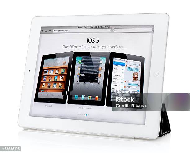 Weiße Apple Ipad 2 Von Stockfoto und mehr Bilder von Berührungsbildschirm - Berührungsbildschirm, Computer, Computerbildschirm