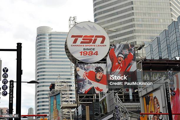 Tsn Billboard In Toronto Stockfoto und mehr Bilder von Plakatwand - Plakatwand, Toronto, Athlet