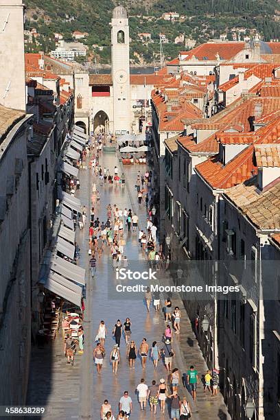 Photo libre de droit de Stradun De Dubrovnik Croatie banque d'images et plus d'images libres de droit de Admirer le paysage - Admirer le paysage, Aménagement de l'espace, Angle de prise de vue