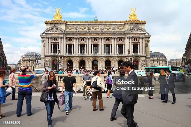 Parisópera De Garnier Foto de stock y más banco de imágenes de Arquitectura - Arquitectura, Arquitectura exterior, Arte cultura y espectáculos