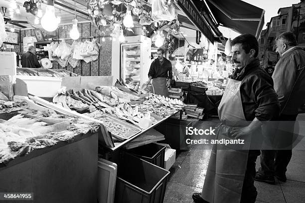 魚モンガー - 2009年のストックフォトや画像を多数ご用意 - 2009年, 3人, イスタンブール