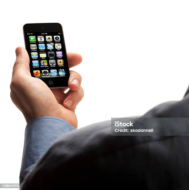 Apple Ipod Touch — стоковые фотографии и другие картинки Белый фон - Белый фон, Вертикальный, Взрослый