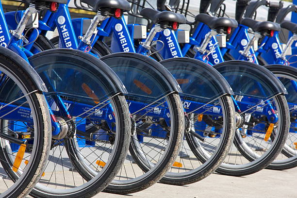 melbourne biciclette - travel hire bicycle australia foto e immagini stock