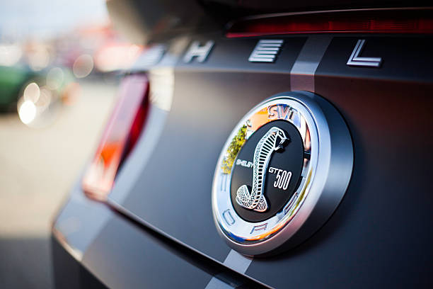 shelby gt500 traseira de medalha - cobra car shelby close up - fotografias e filmes do acervo