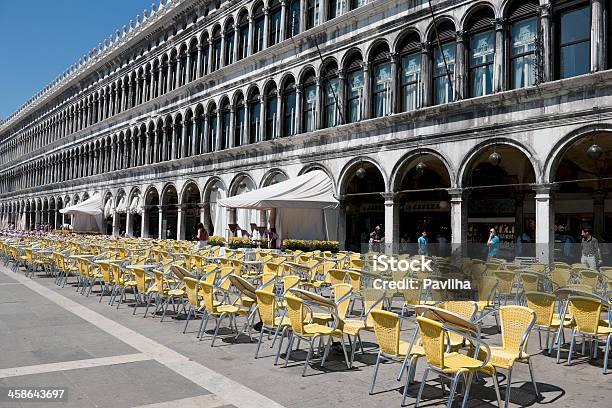 Procuratie Vecchie Piazza San Marco Und Venedig Stockfoto und mehr Bilder von Architektur - Architektur, Bogen - Architektonisches Detail, Bürogebäude