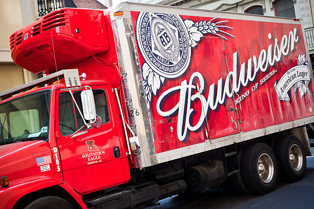 budweiser truck in new orleans - bud stock-fotos und bilder