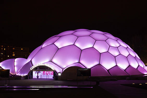 Cupula del Milenio (Millennium Dome) de nuit de Valladolid, Espagne - Photo