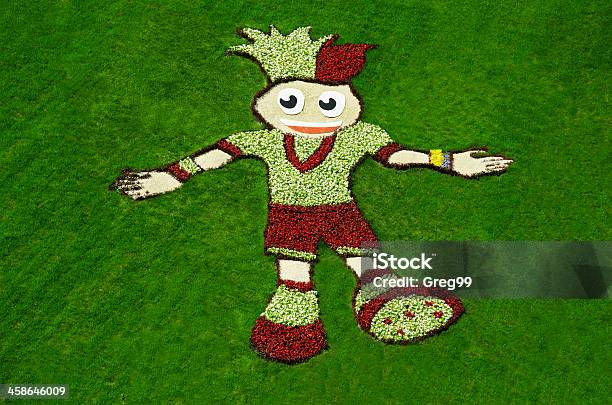 花壇を描いたキエフのマスコット Euro 2012 - 2012年のストックフォトや画像を多数ご用意 - 2012年, アイデンティティー, ウクライナ