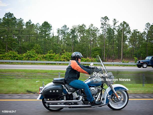 Fêmea Harley Davidson Rider - Fotografias de stock e mais imagens de Harley Davidson - Harley Davidson, Motorizada, Geórgia - Sul dos Estados Unidos