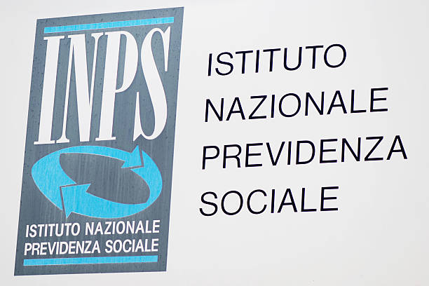 istituto national della previdenza sociale (inps). - national landmark editorial color image horizontal photos et images de collection