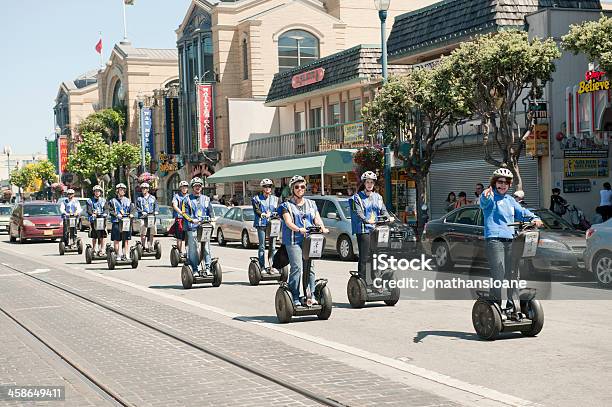 Turystów Na Segways W San Francisco - zdjęcia stockowe i więcej obrazów Segway - Segway, Badanie, Turystyka