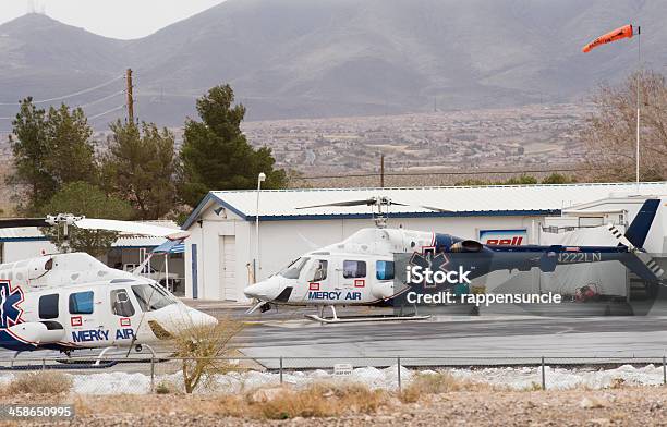 マーシー Air ヘリコプター - アメリカ合衆国のストックフォトや画像を多数ご用意 - アメリカ合衆国, ウインドソック, エディトリアル