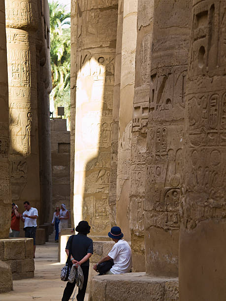 grande sala ipostila-nel tempio di karnak - temple of luxor hypostyle hall foto e immagini stock