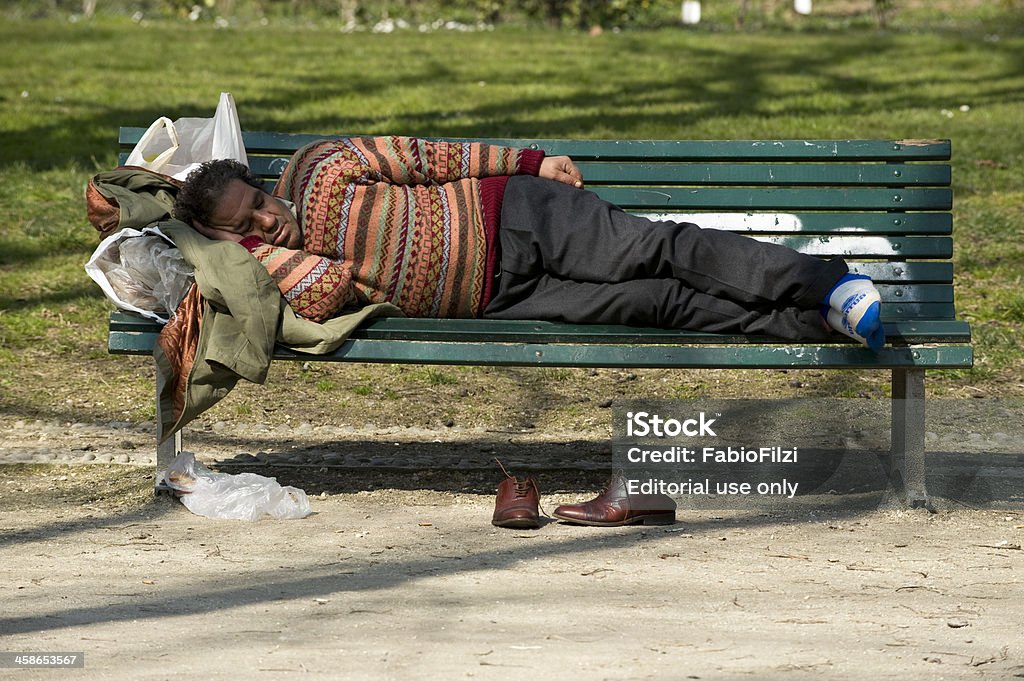 Obdachlos in Mailand - Lizenzfrei Abgeschiedenheit Stock-Foto